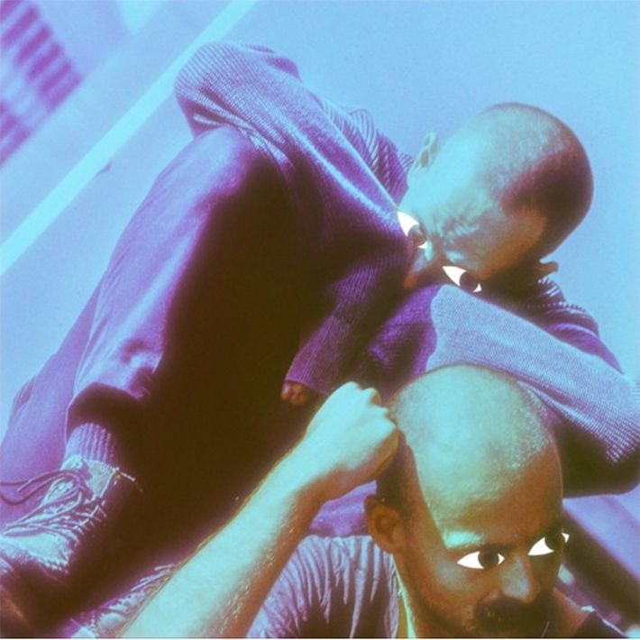 Montez le son pour une douceur #pop aux échos #electro avec <a href="/sour__face/">SOUR FACE</a> et leur 1er titre : "Paradise Ain't So Cheap" chez <a href="/prettyrecordsla/">Pretty Records</a> : buff.ly/2XCDj8Q #NP