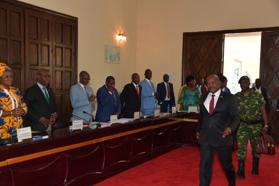 Le Ministre de la Santé du #Burundi participe au Conseil des Ministres de ce mercredi 27 mai 2020 à <a href="/Gitega/">Province Gitega</a>.
