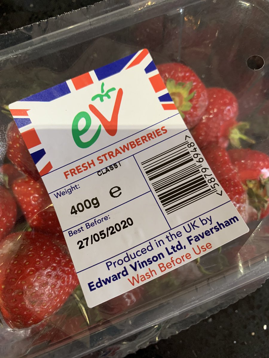 kate_storey's tweet photo. @coopuk bought these Monday (25/05) at your three elms store in Kent, kept in the fridge since purchase, opened to eat yesterday (26/05) and they are all inedible! Not impressed that I’ve had to bin a whole punnet of strawberries- what a waste! #stopfoodwaste #disappointed https://t.co/ox3CGqHxAS