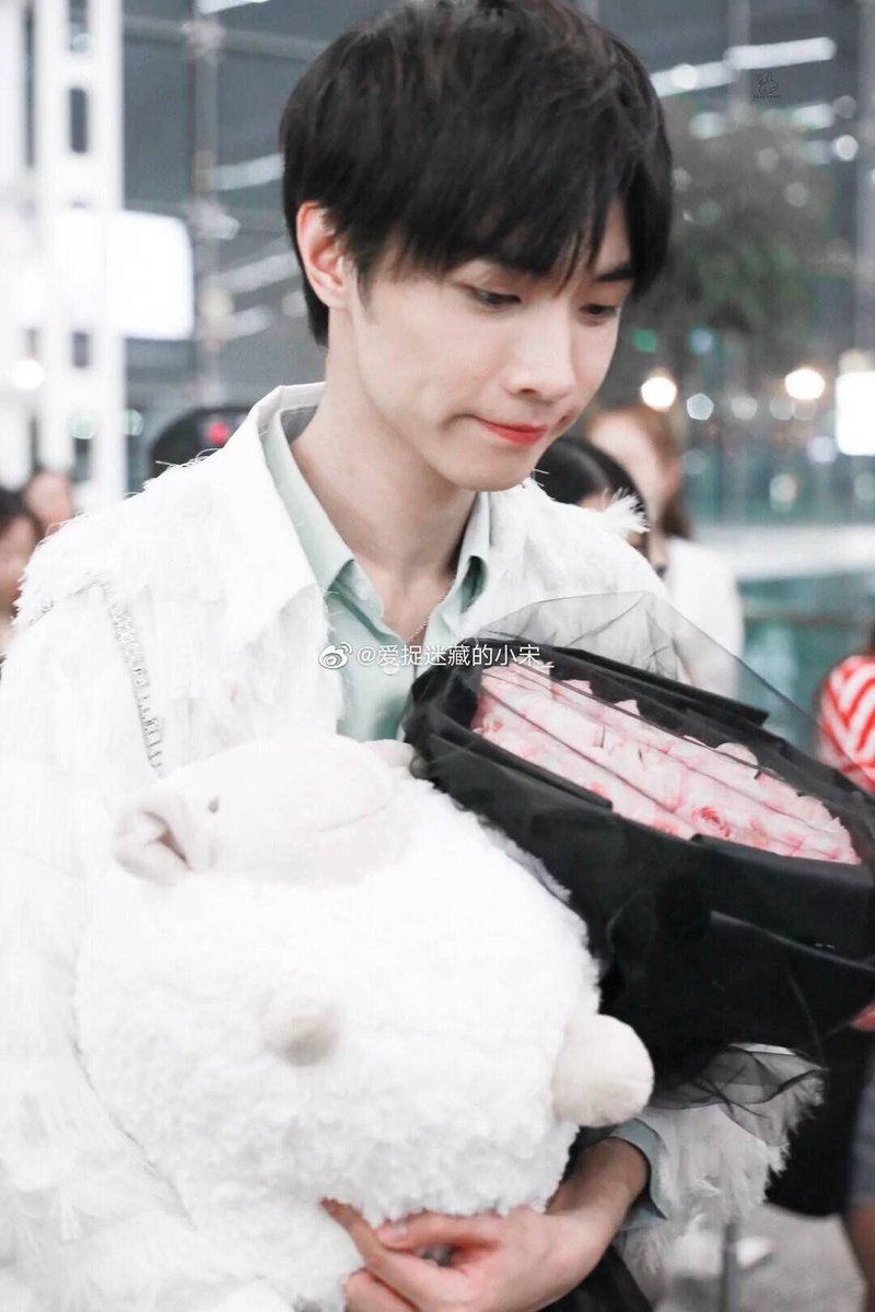 hourlyjiyang's tweet photo. https://t.co/x5qnUR6S4d