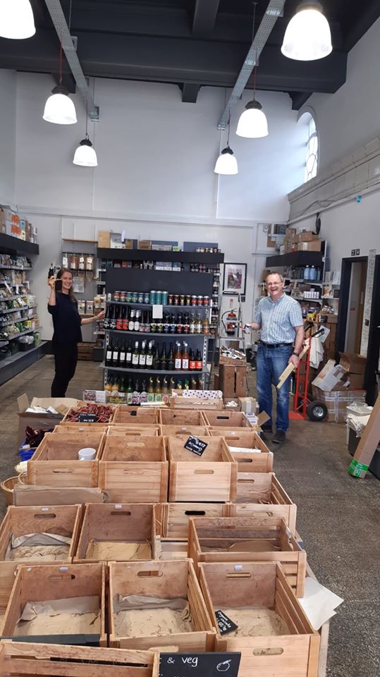 RealFoodExeter's tweet photo. 🍓We’ve been working hard to get things ready for re-opening, and will be announcing the date this week!🍓
Sign up to our mailing list to keep up with all our news: https://t.co/7BIZJR1ILU
@GrowExeter @explodingbakery @shillorganics
#Exeter #exeterINDY #shoplocal #exeterliving https://t.co/4I4jFQi32Y