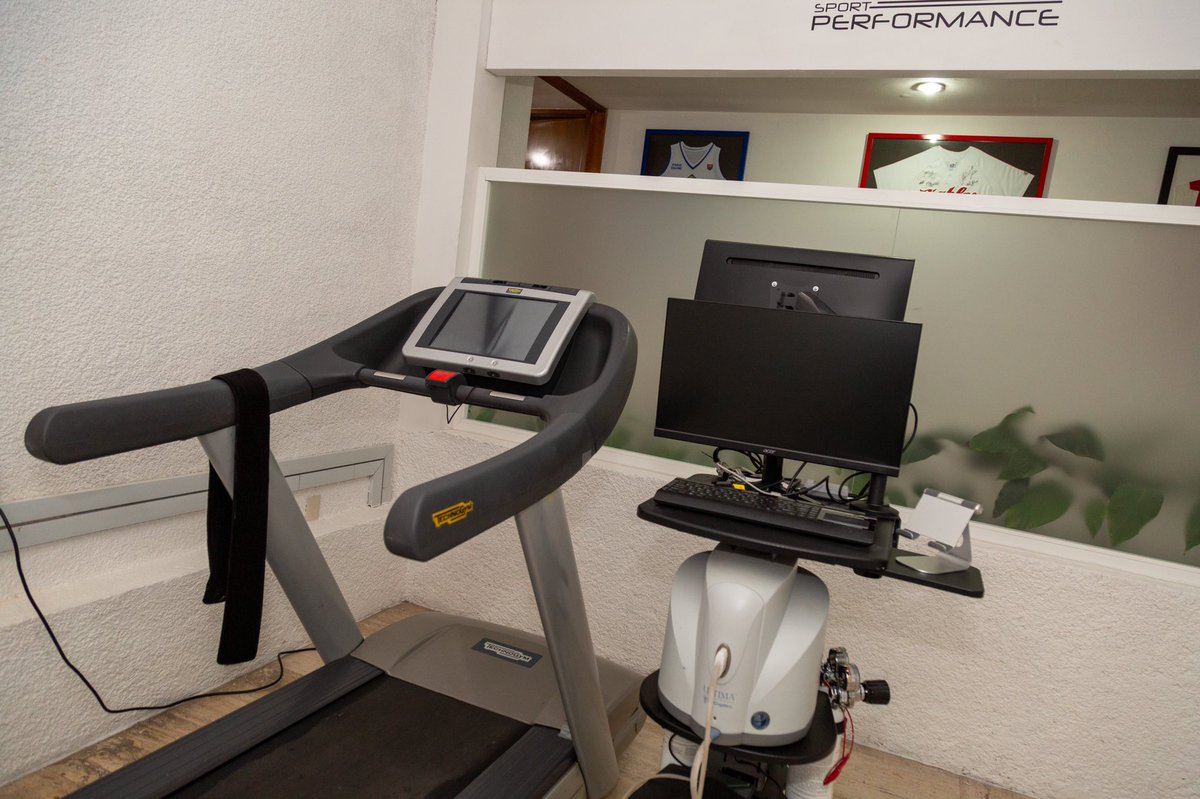 SportPerform_MX's tweet photo. 📍Visítanos en Nueva York 5 | Nápoles | Benito Juárez.

👨‍⚕️👩‍⚕️ Médicos especialistas en medicina del deporte y rehabilitación física.

🎯 Fisioterapia.

🚴‍♂️🏃‍♂️ Prueba de esfuerzo cardiopulmonar. https://t.co/zYXIzyViEq