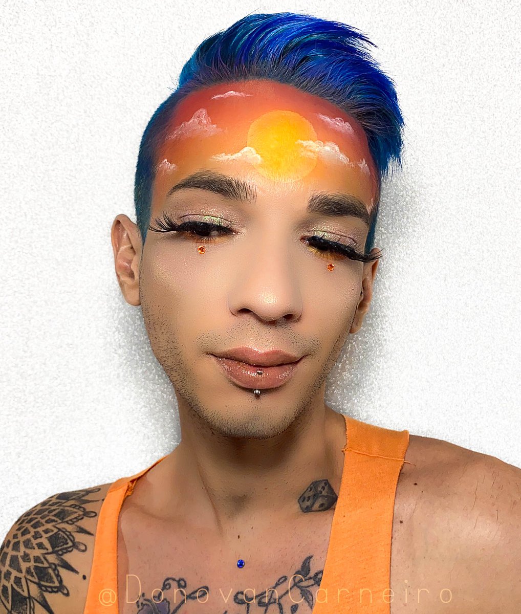 DonovanCarneiro's tweet photo. Sunset โจ #morphe #morphebabe #morphebrush #abhbrows #norvina #norvinapalette @beautybay #beautybay #jeffreestar #sephora #french #ColourpopMeBLACK #colourpop https://t.co/LPXYlCwfT4