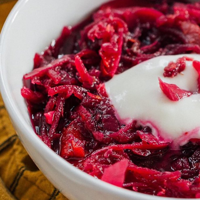 100Bowls's tweet photo. Borscht is back! Place your online order today for curbside pick up 11 am - 4 pm. 
#100bowlsofsoup #100bowls #borscht #soup #vegansoup #plantbased #beets https://t.co/nFxNZ49h4h