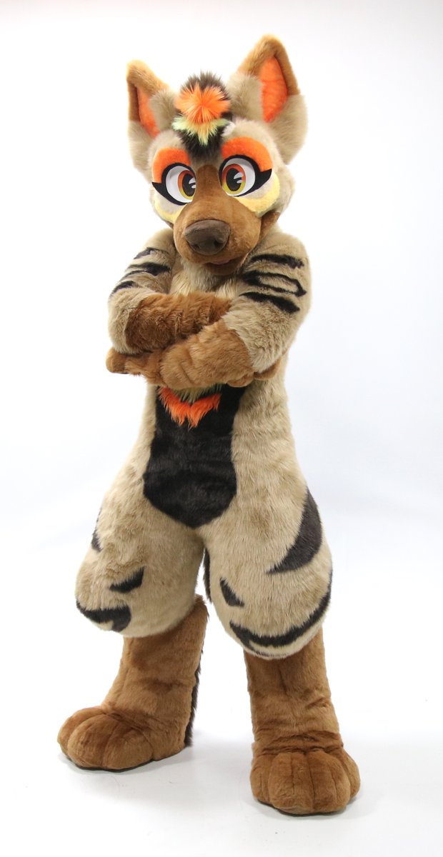 LenaYeen's tweet photo. Love those pictures @djemloup took of me last week ! 🥰 

✂️ : @ThePhoenixNest_ https://t.co/ufgqNr0szG
