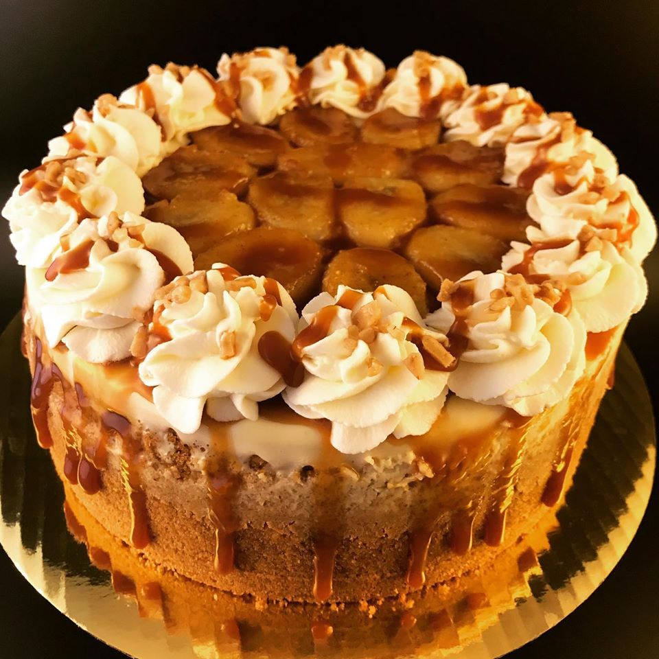 @perfectsweetsinc is open right now for catering, curbside pick up, and delivery. Visit perfectsweetsinc.com  to view the menu and place an order!  
#foodie #yummy #food #cake #dessert #shoplocal #smallbusiness #newburghny #iloveny #hudsonvalley #eastendhistoricdistrict