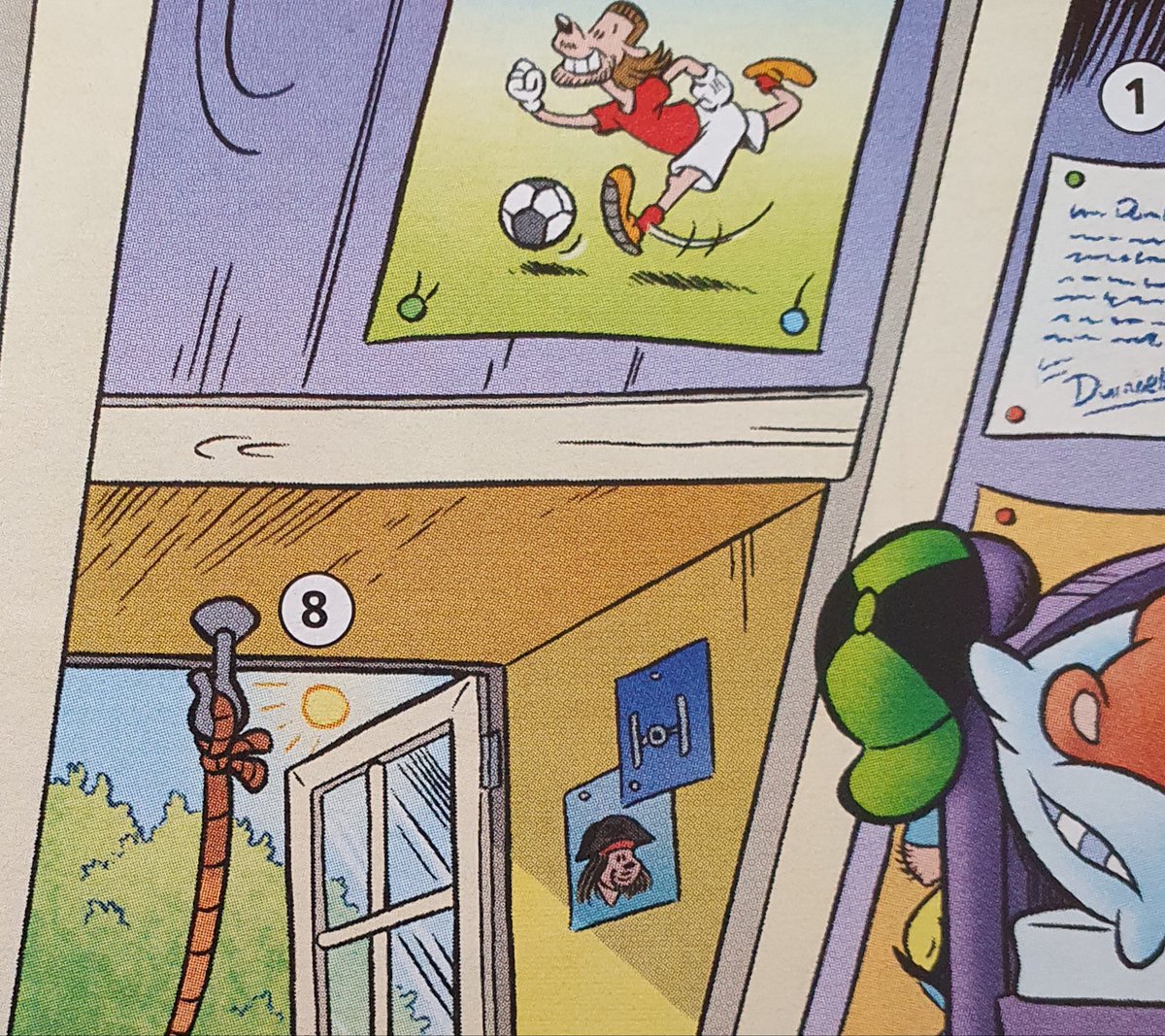 Hier zie je een piepklein stukje van onze slaapkamer! In Donald Duck 23 geven wij een rondleiding. Blader snel naar bladzijde 43. Struikel niet over de rommel en sla punt 2 over. Dat is echt ZO niet waar!