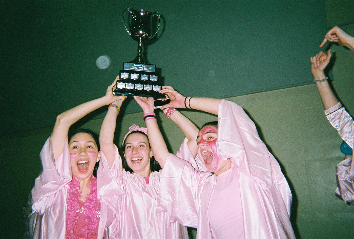 branksomehall's tweet photo. Congrats GYs! Check out Instagram Stories this week as we share farewells, thank yous and shout-outs to #BranksomeHall. Here's a peek into Sarah Kent's photo collection, including a great Hallowe'en one of the #Classof2020 dressed as the Class of 1920. Tag us with yours: #BHGrad https://t.co/1CLjpYuxZE