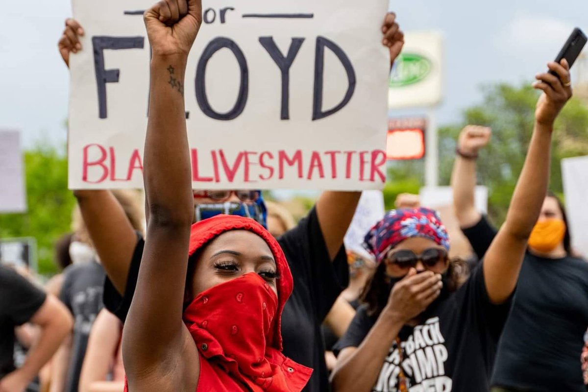 frooottx's tweet photo. #BlackLivesMatter #GeorgeFloyd #GeorgeFloydWasMurdered #icantbreathe #stopracism https://t.co/Zba01uTXec