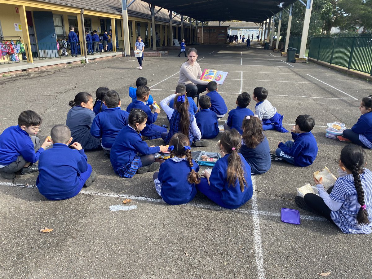 Enjoying Whitney and Britney Chicken Divas for #NSS2020 #1millionkidsreading <a href="/fairvaleps/">FairvalePS</a>