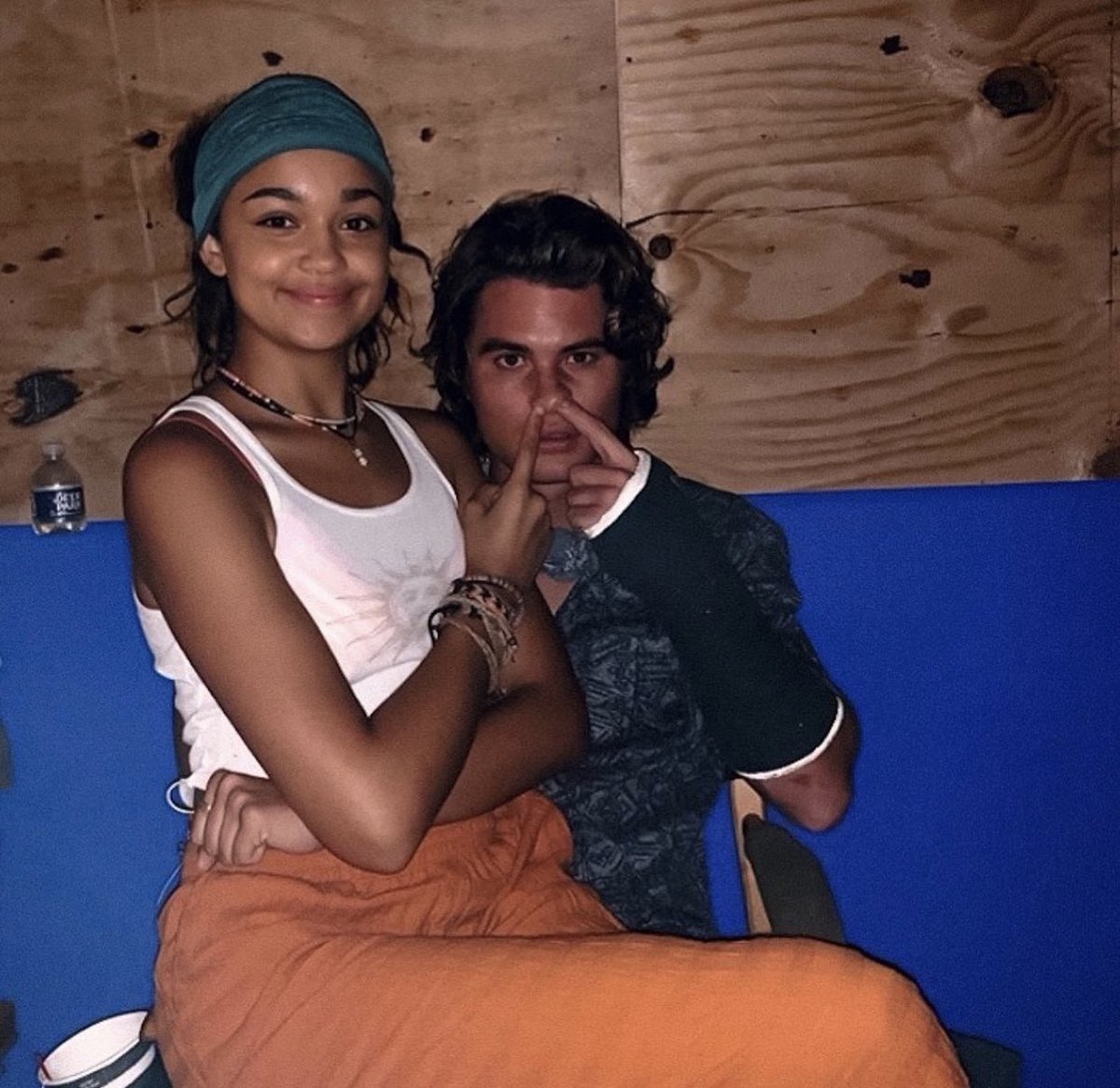 Friends who pick noses together, stay together.