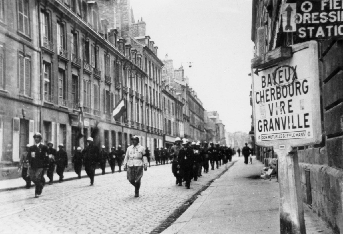 MaxencePhilippe's tweet photo. @Prefet14 @CalvadosDep @CaenOfficiel @AmbCanFrance @CaenMemorial @PortailCNRD @gdarrieussecq @onacvg @Caenlamer Et découvrez sur le site des #ArchivesCalvados des photographies de la Compagnie Fred #Scamaroni (cote 59J/345) : https://t.co/gBALU8TjKb https://t.co/R4BIxzOnjG