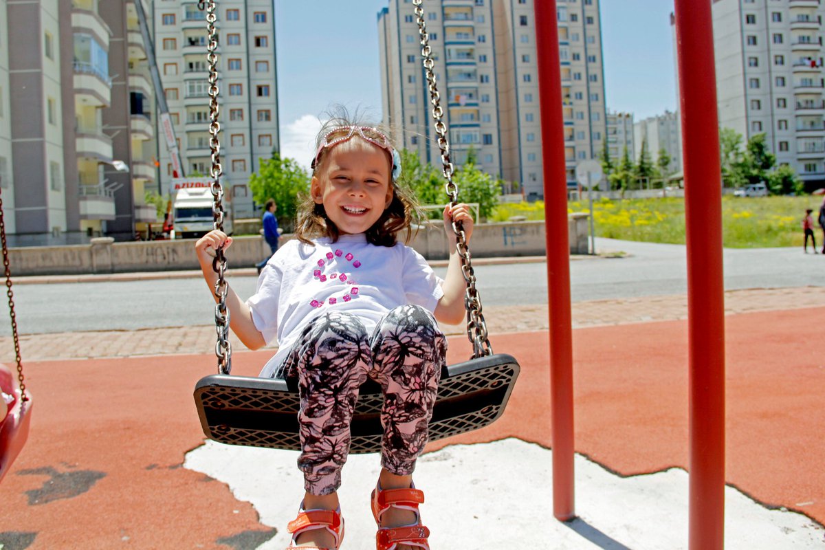 Biz bu salgını çocuklarımızın hayata dair umutları ile yeneceğiz 😊