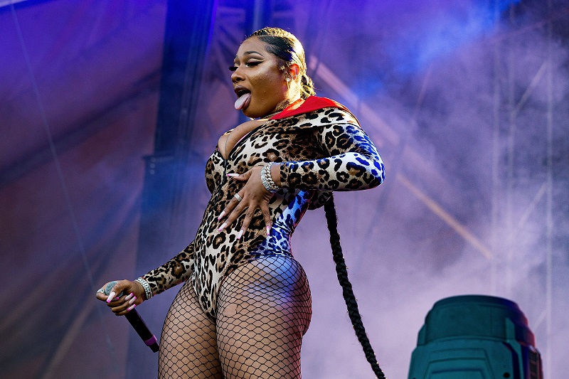 Megan Thee Stallion Gets Her First No. 1 Single with ‘Savage (Remix)’ ow.ly/7Uuc102fMmh #WeGotUs #SourceLove