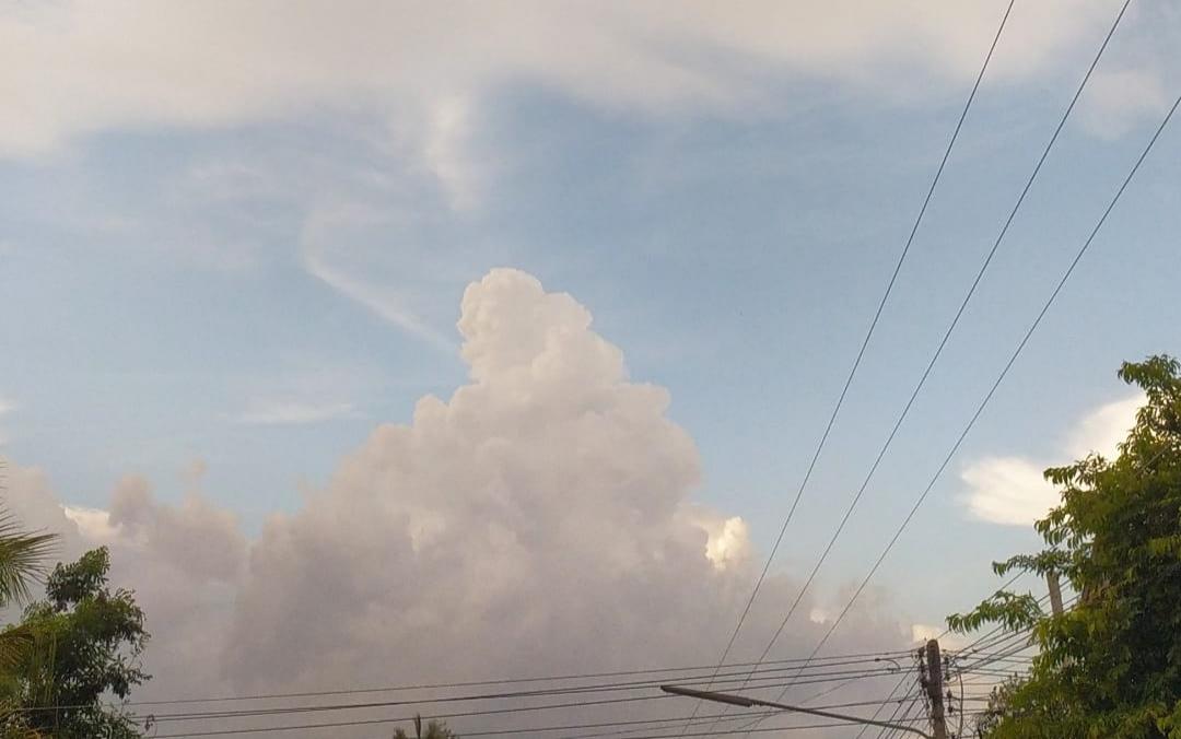 ฟ้าฝน tweet media