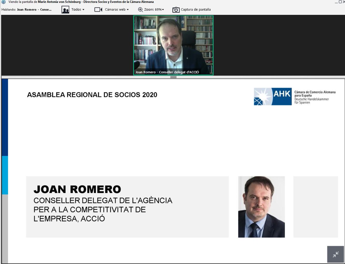 AHK_es's tweet photo. Nuestro vicepresidente Carles Navarro da paso a la intervención Joan Romero (@JoanRomeroC), consejero delegado de @accio_cat, que considera que "la pandemia de #COVID__19 ha acrecentado la necesidad de acelerar la transformación empresarial" https://t.co/nclK9HfGZY