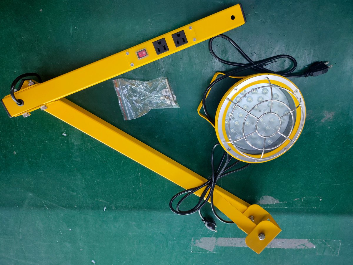 Nikki_Zhou_'s tweet image. #ledbbier #bbierlighting #ledloadingdocklight