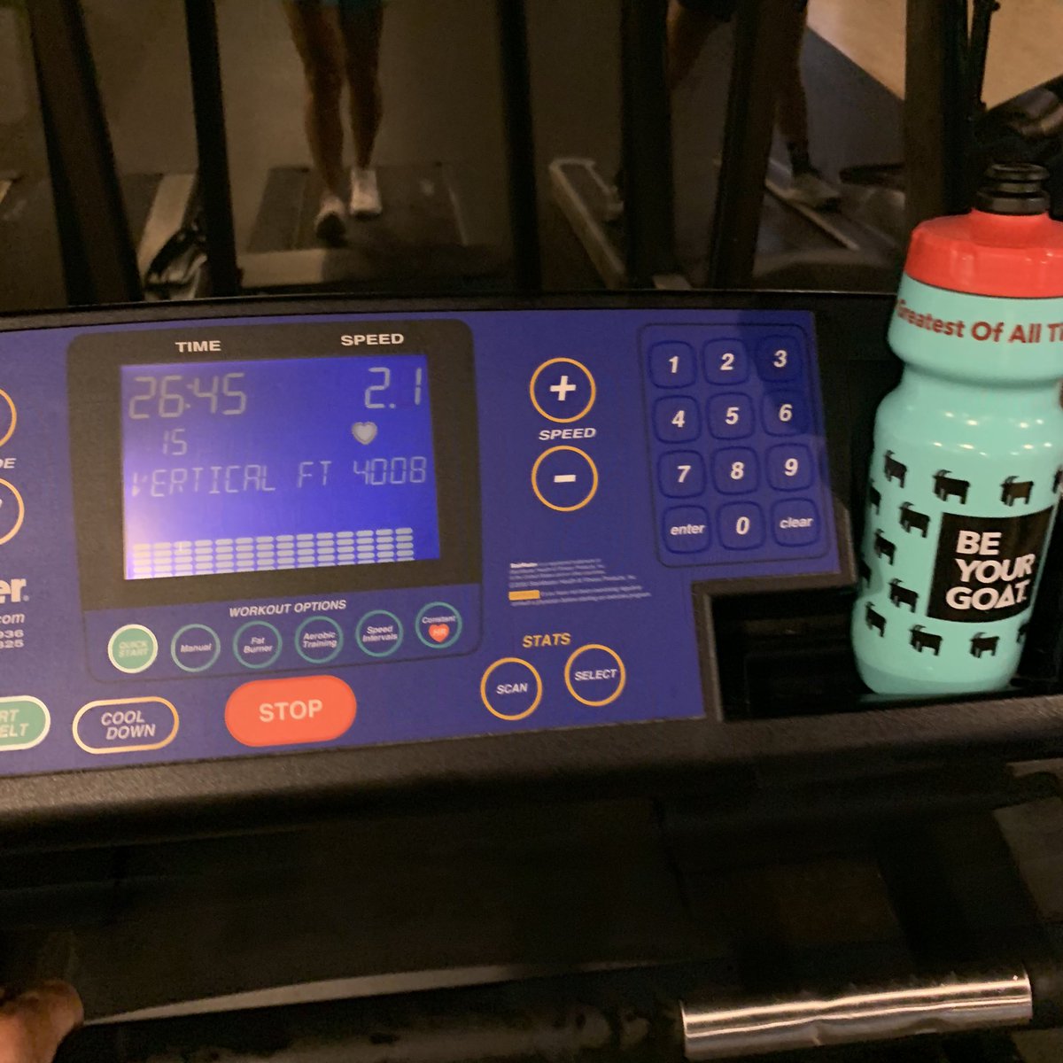 MsSpeedie's tweet image. Limitless Vertical Challenge: Day Three. 4008 more ft. #couldhavedoneeverest #iamlimitless  #thatmountainwontclimbitself @runsteepgethigh