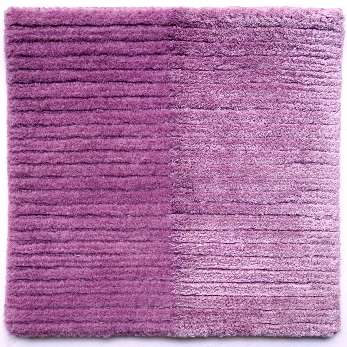 Naturally dyed 🐑🌸🌱
.
.
.
#lucytupustudio #hollyhock #natural #dye #madeinnepal #tibetanwool #silk #handmade #design #pink #color #residential #bespoke #interiordesign #interior #plant #sustainable #goodweavecertified #sustainability #stayhome