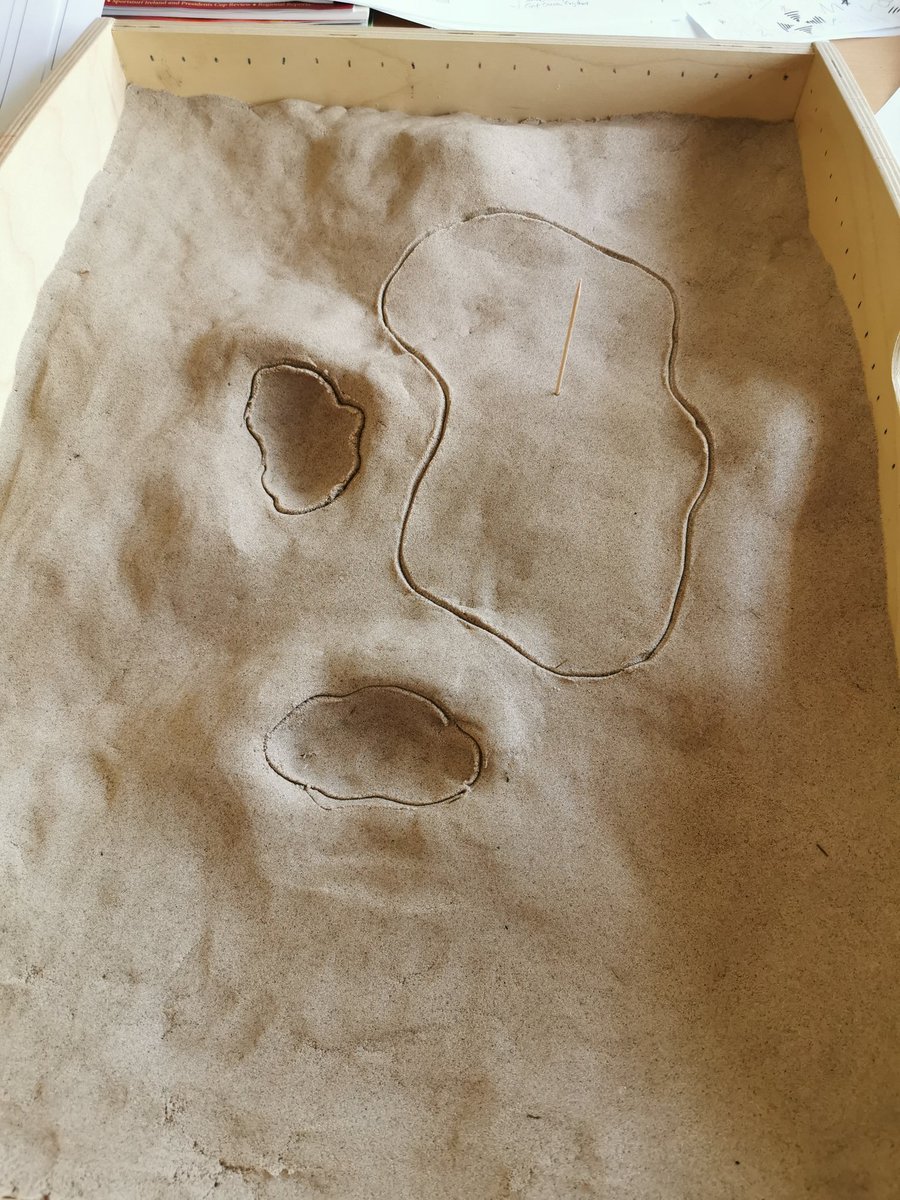 Trying to get my head around new green complex remodel at one of my clubs.
If I can't build it in the sand, the contractor definitely can't build it..
This is a good way to show concepts and thoughts but also to start to understand water movement, drainage and grading
#KKGD