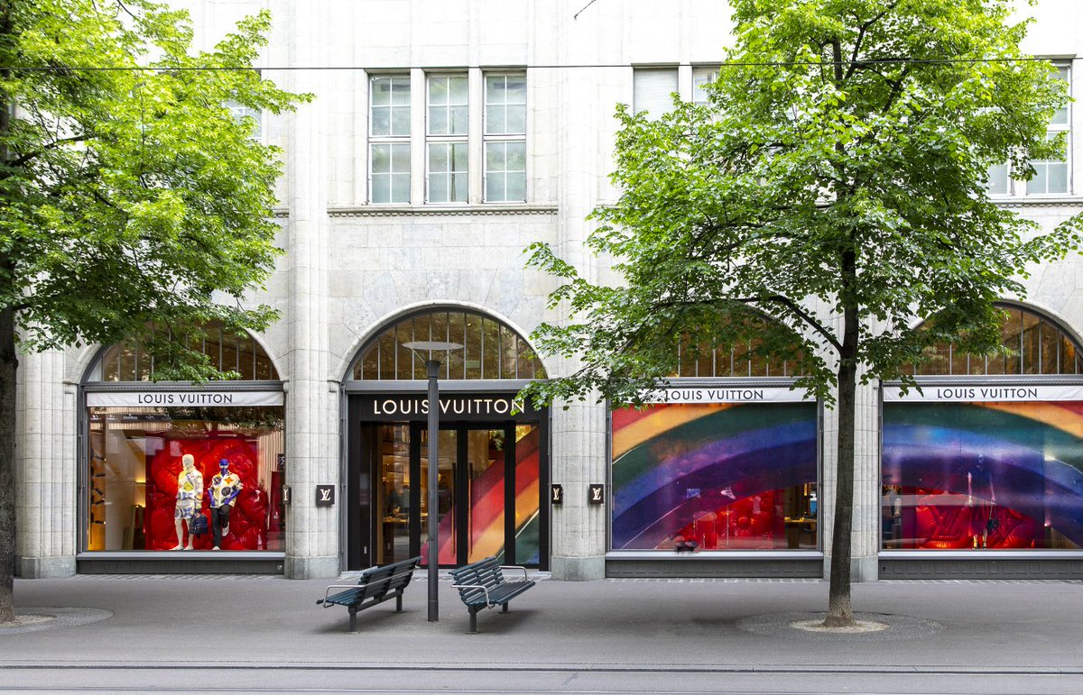 glassmagazine's tweet image. Glass presents the Louis Vuitton Rainbow Project. Discover more here: bit.ly/3d2oMKa @LouisVuitton  #RainbowProject