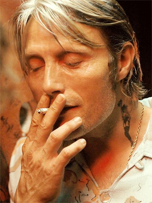 Mads Mikkelsen Smoking appriciation post:(continue in the comments) #MadsMikkelsen  #DaddyO