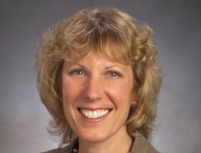 PPDLearning's tweet image. Join us tomorrow for our next free CommuniZoom with Deborah Bacon Dilts talking about Mindfully Meeting the Moment: mind-body practices for creating a sustainable future. It's at 5pm British Summer Time. Click the link below to join us. Don't miss it! bit.ly/2XAmX2h