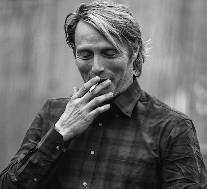 Mads Mikkelsen Smoking appriciation post:(continue in the comments) #MadsMikkelsen  #DaddyO