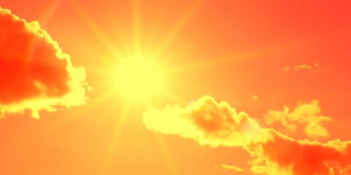 MoldRefill's tweet photo. With temperatures set to rise this week, don’t forget to #StayHydrated. Keep your #reusablebottle handy with water in it. #RefillAtHome #reduceplasticwaste #refillwales #refillhq @nwalestweetsuk https://t.co/Txlen3IdO5