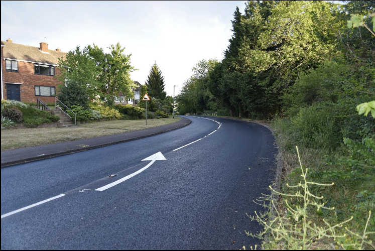 KentHighways's tweet photo. Rough Common / Canterbury, Palmers Cross Hill:  @KentHighways  resurfaced to prevent potholes #KentResurfacing @kentpotholes https://t.co/yQ6Qp4sDOX