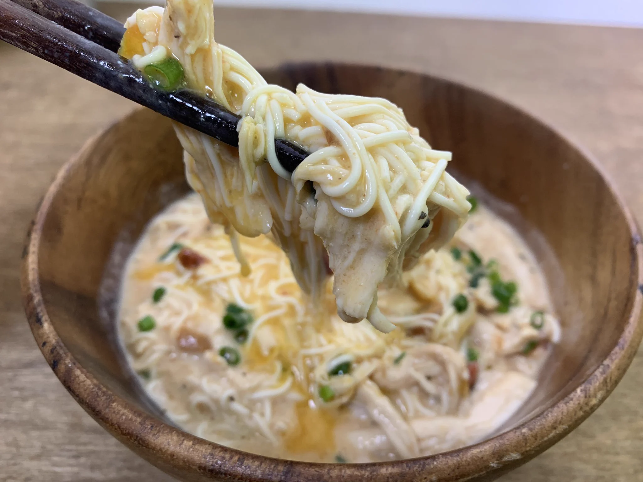 コンビニで揃う材料で作れる絶品ダイエット飯のレシピがこちら。！麺を使わずほぼラーメンが作れる！