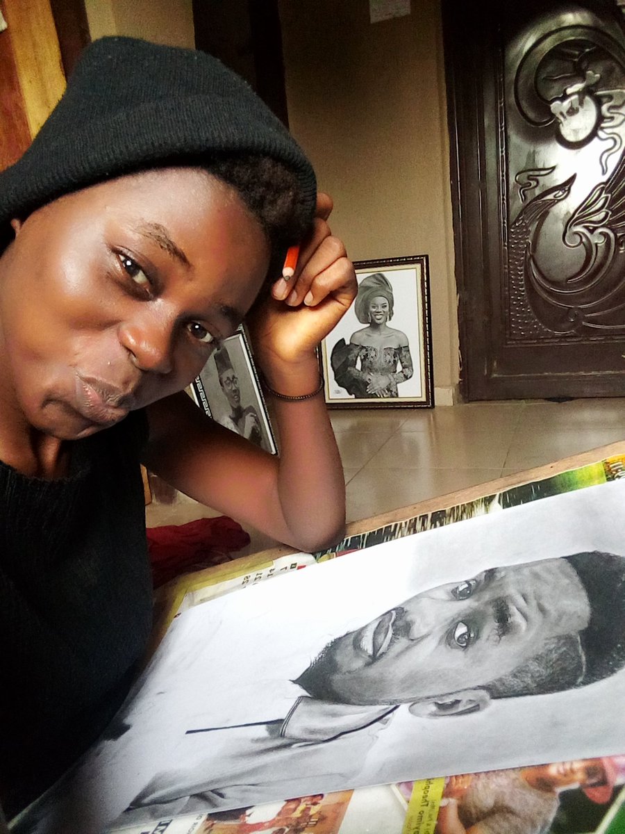 Vicky_Splendour's tweet photo. You're responsible for your own happiness.
My Art and I.
#WeAreNigerianCreatives #MyLifeIsSweet #Charcoal #Art #FemaleArtist https://t.co/6c3Ob571f6