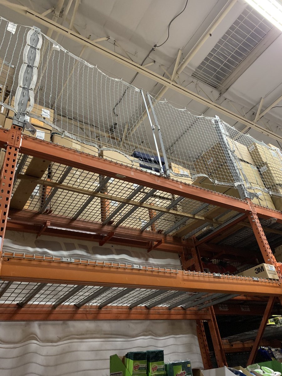 La Quinta night crew making a big impact in our store. Great job Albert and Scotty packing down in the cleaning aisle. ⁦⁦