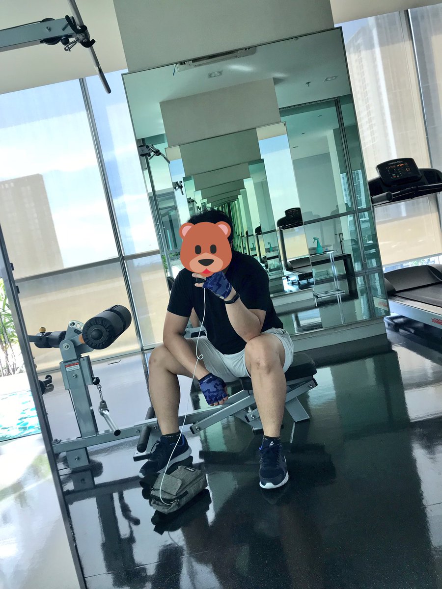 Tenbounce's tweet image. เด็กอ้วนที่อยากออกำลังกาย
แต่ทำได้แค่ถ่ายรูปแล้วขึ้นห้อง555