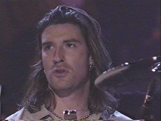 Happy birthday Sean Kinney the toughest guy of AIC he can crush you 