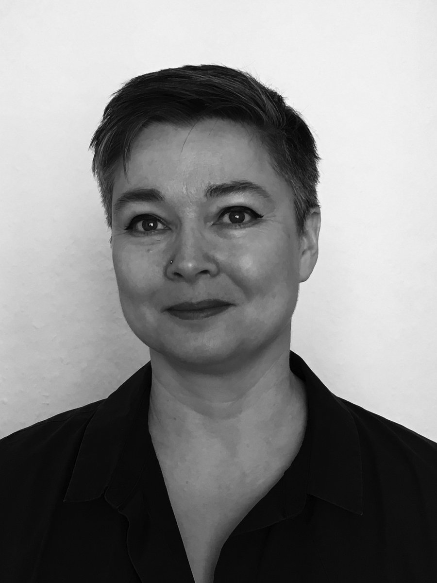 KlausFluggePr's tweet photo. 'The industry seems to have become visually richer, broader-minded &amp; more outward looking over the last 5 years making it an exciting time for graduates to be stepping out into the publishing world'.#KlausFluggePrize judge Pam Smy in @thebookseller https://t.co/zr4BvA1Li7 https://t.co/YKALIV3B7r