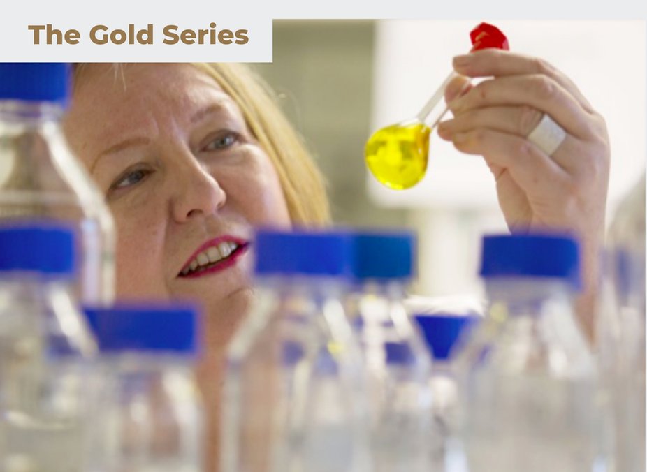 dundeeuni's tweet photo. Prof Sandra Wilson @DJCAD: 'I’m a bit of a modern-day alchemist, recovering gold from old mobile phones'
https://t.co/muOjbdJmju https://t.co/V4vY5rP49B
