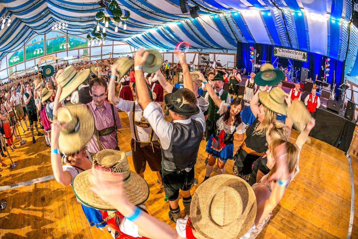chitzolife's tweet photo. For this weeks that’s so chitzo we’re looking at an event that has sadly been cancelled but we can’t wait for next years event- Oktoberfest!
I’m sure a lot of you out there have got some great Oktoberfest memories!
#thatssochitzo #chitzo #oktoberfest #beer #dance #music #germany https://t.co/8zjbjsBDRz