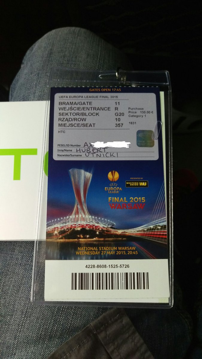 sardroid's tweet photo. Super wspomnienie sprzed dokładnie 5 lat :) Finał Ligi Europy w Warszawie sponsorowany przez @htc i te reklamy #HTCOneM9 🙂💚 https://t.co/jXawDenHhk