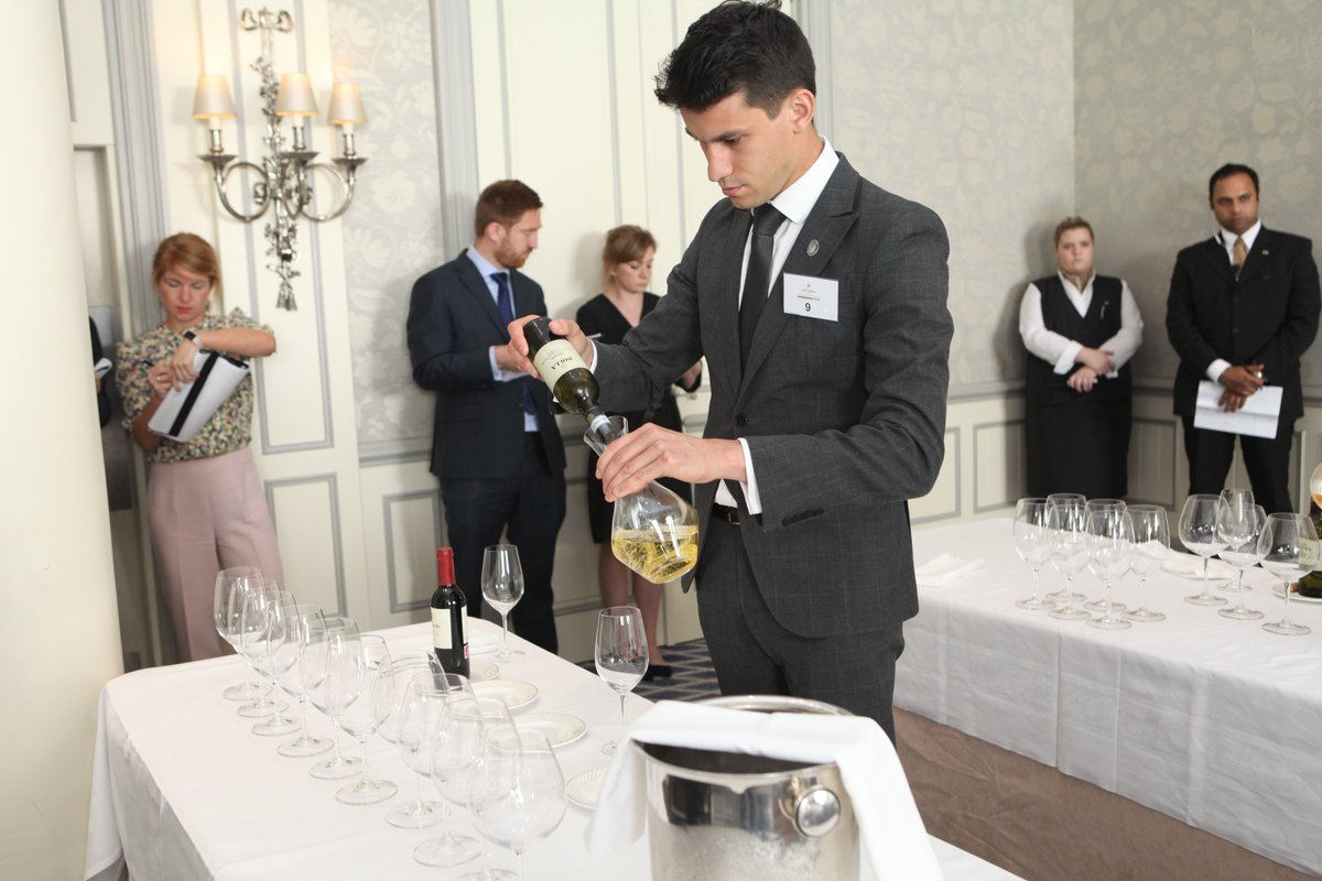 Time to put the sommeliers in the spotlight: Alexandre Freguin bit.ly/3c6o2Cs #interview #UK #France #asisomms <a href="/ChezBruce/">Chez Bruce</a>