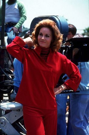 A very Happy Birthday to LEE MERIWETHER this May 27. 