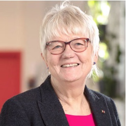 UHC2030's tweet photo. @IlonaKickbusch moderates our meeting with @GHC_IHEID on #HealthEmergencies and #UHC - we need to get our act together on both of these agendas. How do we start doing things differently? And acting differently? #WHAweek https://t.co/2cHQtwnhwz