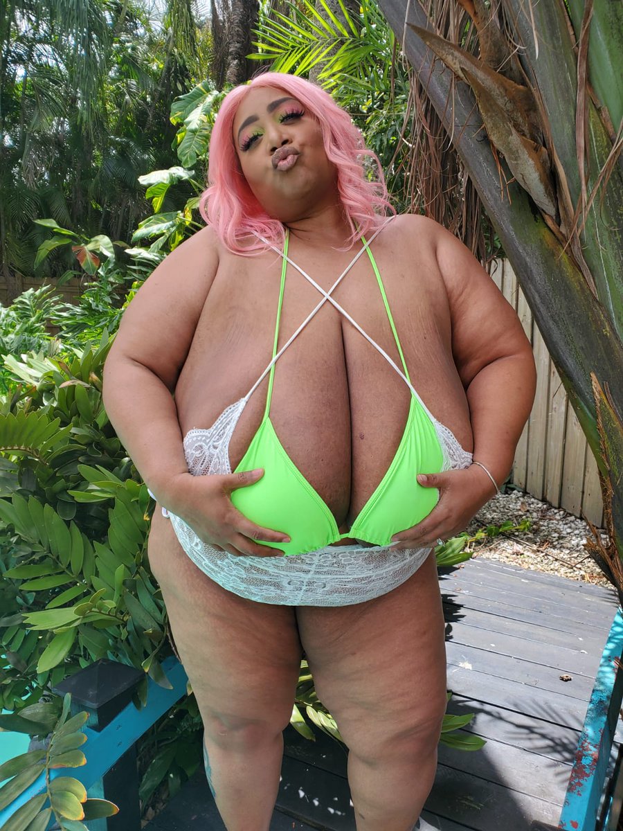 BBWCON on X: Look Who Popped Up In Miami The Legend Cotton Candi  @cottoncandi1Luv coming soon to t.cosq95nSyE8d #plumperpass  @plumperpass t.coRc7KHRER6b  X