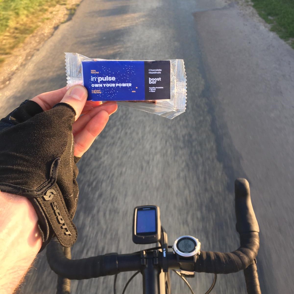 inpulseprotein's tweet photo. Courage à ceux qui montent sur leur vélo pour aller travailler 🚴‍♀️ https://t.co/ro9kM2N7rt