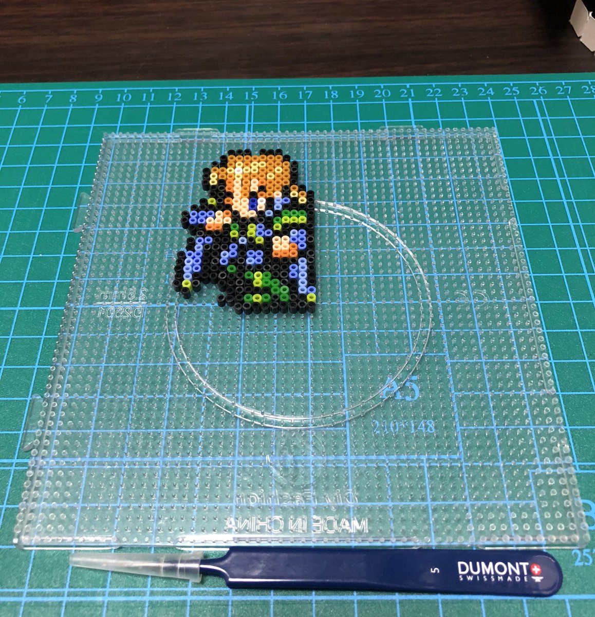 いつき בטוויטר ファイナルファンタジー6 エドガー 構え作りました この構えを作ったということは いつきおビーズ Ff6 エドガー ピクセルピコ アイロンビーズ