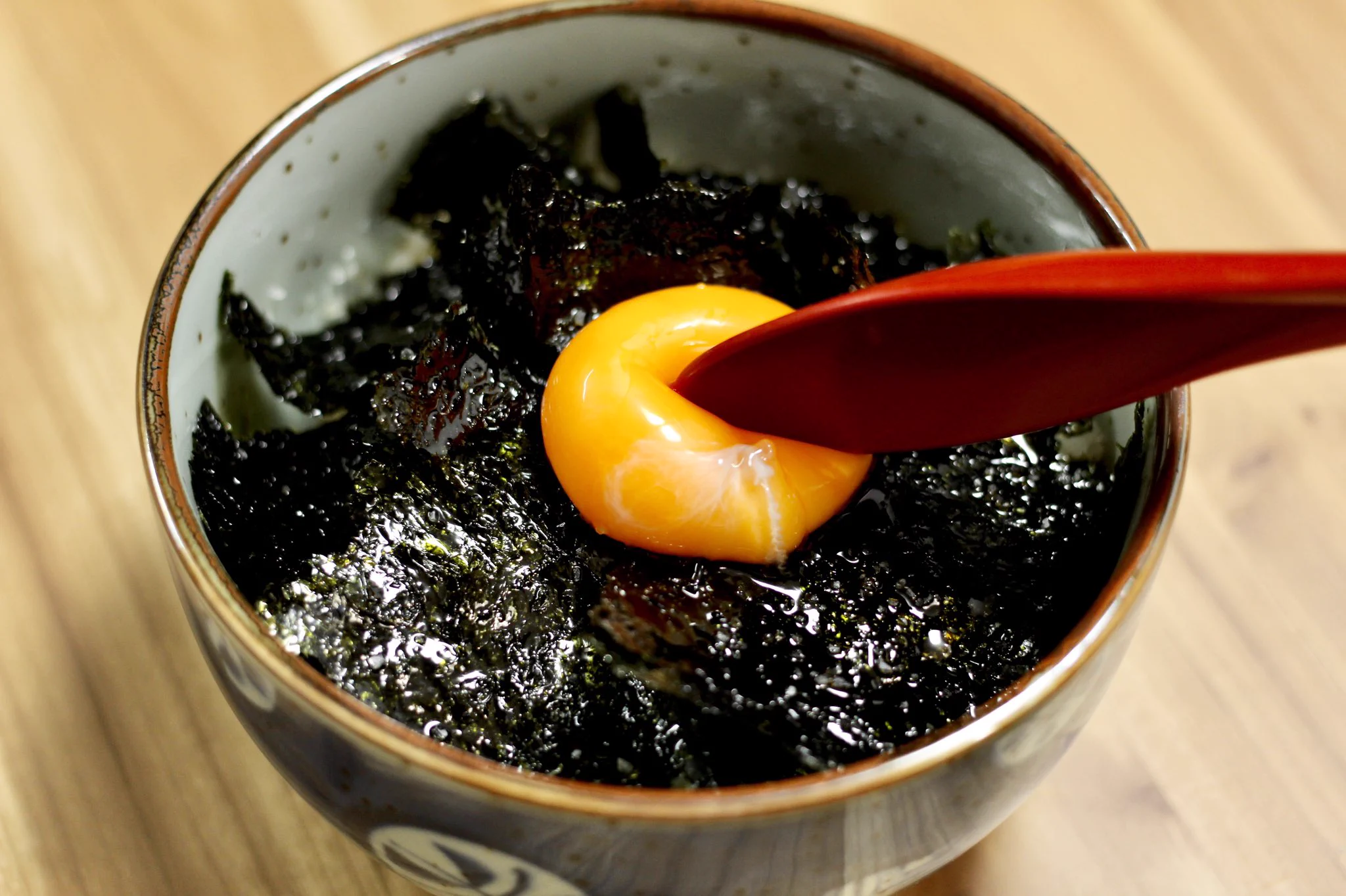 いつもの卵かけごはんをより美味しく！「肉なし焼肉TKG」の作り方！