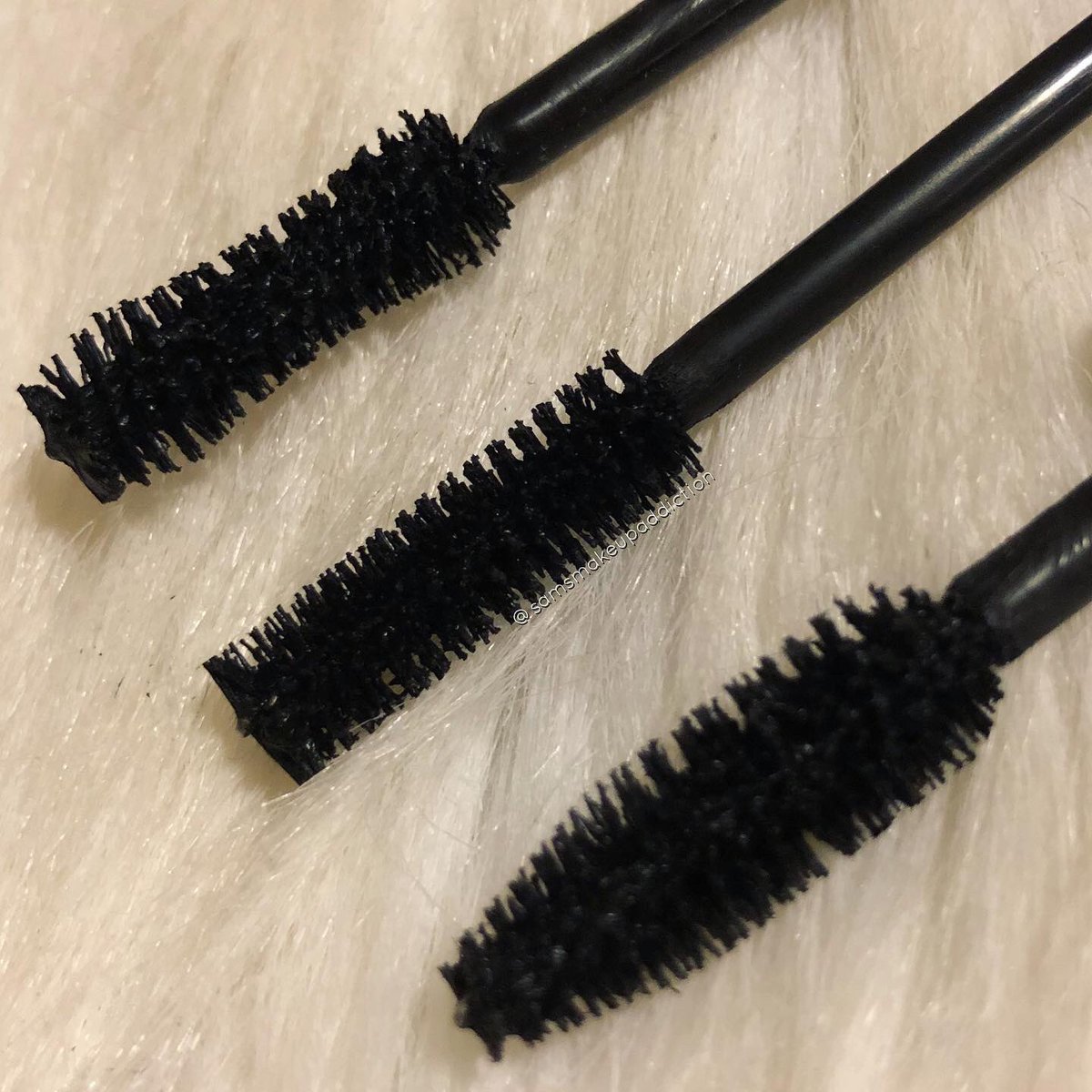 sam_k_xo's tweet photo. Current mascara favs✨👀 @ABHcosmetics #lashbrag, @patmcgrathreal #fetisheyes, and @milkmakeup #kushhighvolume ✨ all 3 of these are super lengthening and really grab onto your lashes and define them, without being clumpy. #mascara #makeup #beauty #glam https://t.co/ARHXidL45p