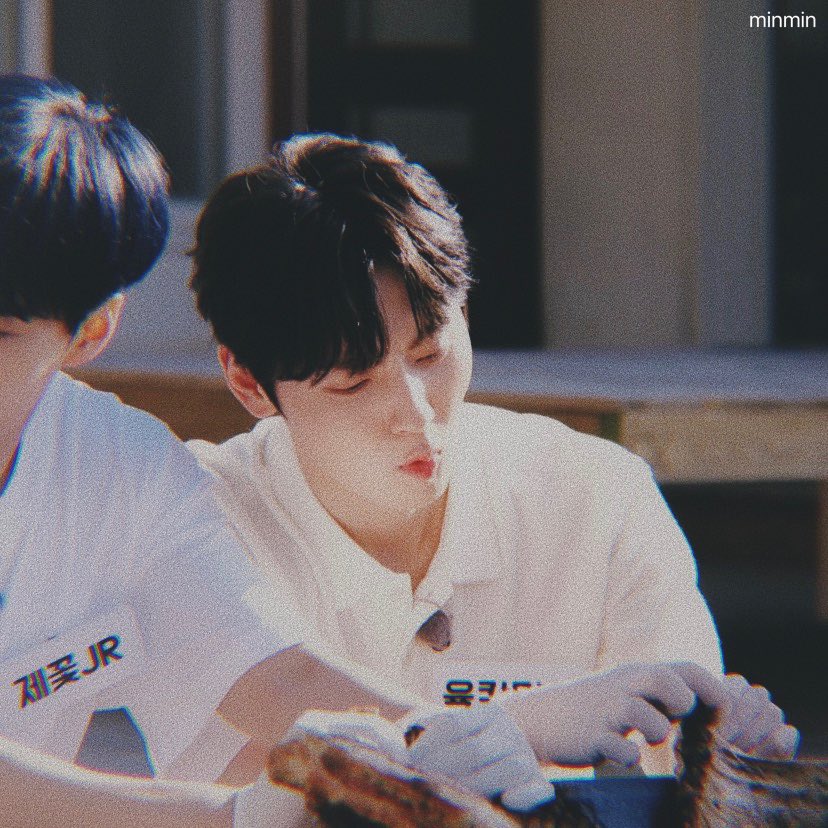 • minmin • tweet media