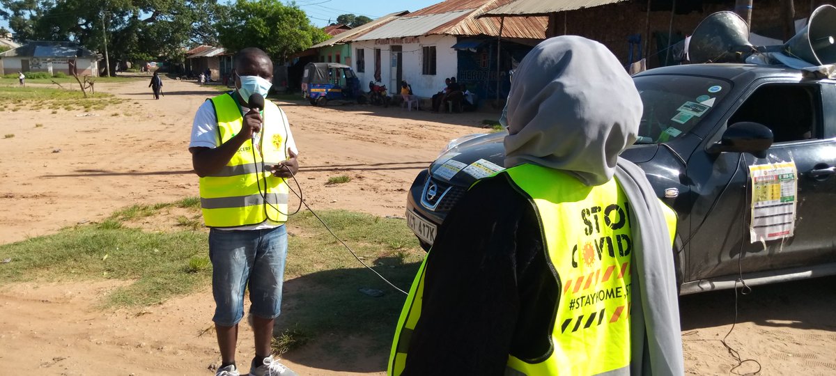 ManyattaYouth_m's tweet photo. Misinformation is very rampant in the community on #covid19 we have been on the ground in the last few days giving factual information to the likoni residents across different wards.
#gcerfchallenge
#WeShallOvercomecovid19
#connect4peace https://t.co/NuRDDbBT6i