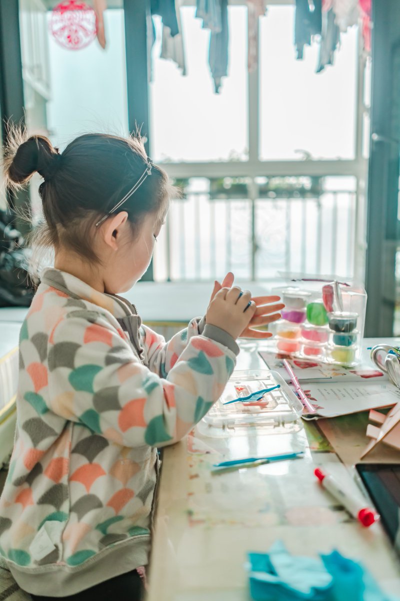 uitinzuidwest's tweet image. Begint de verveling toe te slaan? Haal de kunstenaar in jezelf naar boven en laat je inspireren door de kunst in musea, online knutsellessen en magische voorstellingen.
buff.ly/2B3eYBB